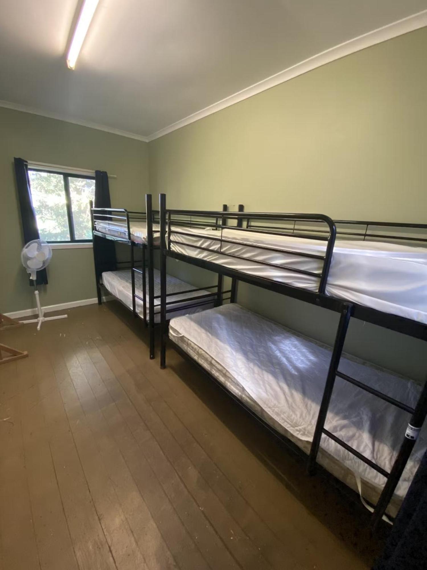 Big4 Breeze Holiday Parks - Eildon Ngoại thất bức ảnh