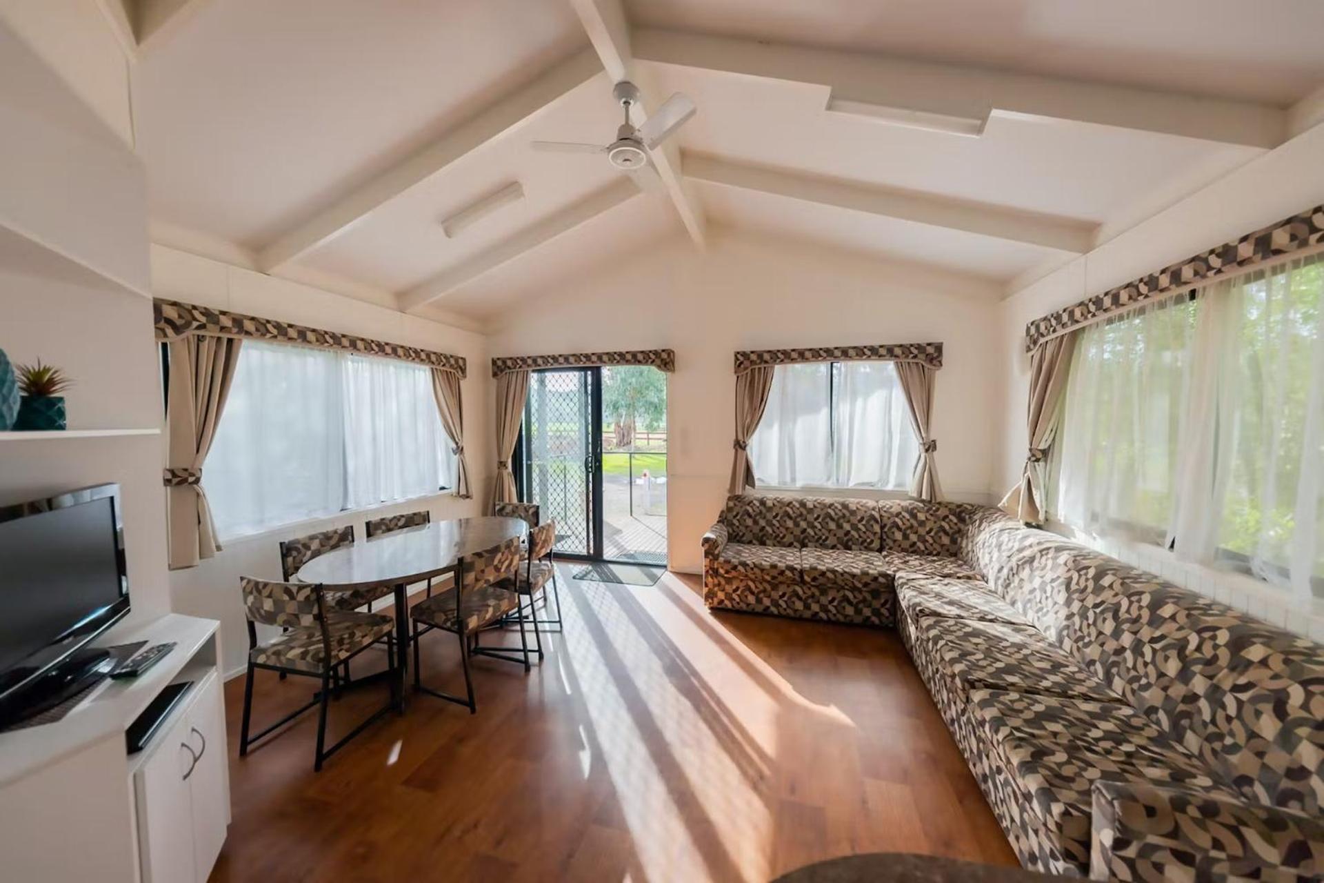 Big4 Breeze Holiday Parks - Eildon Ngoại thất bức ảnh