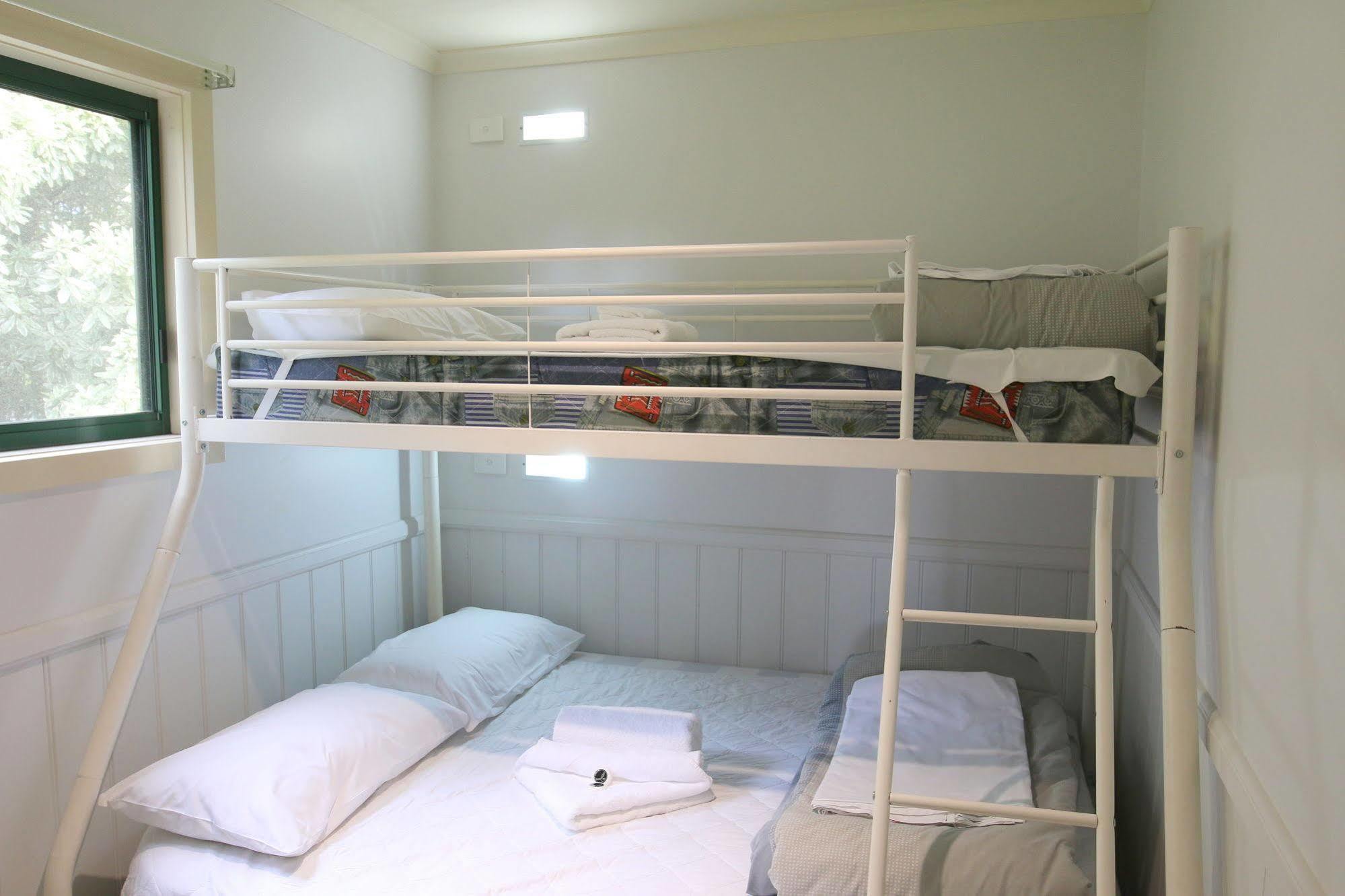 Big4 Breeze Holiday Parks - Eildon Ngoại thất bức ảnh